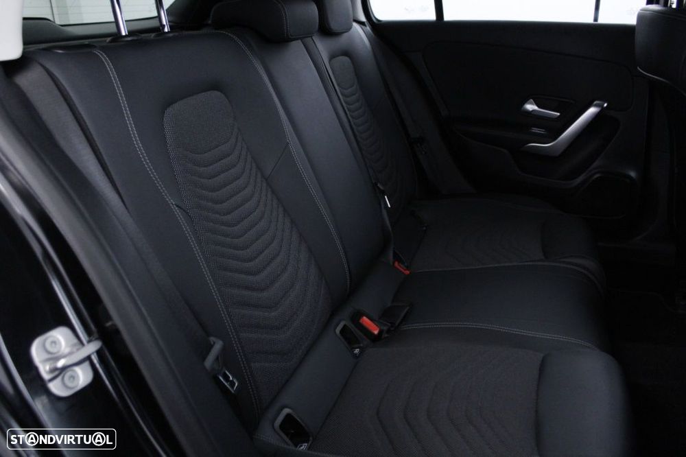 Mercedes-Benz A 200 d - 15