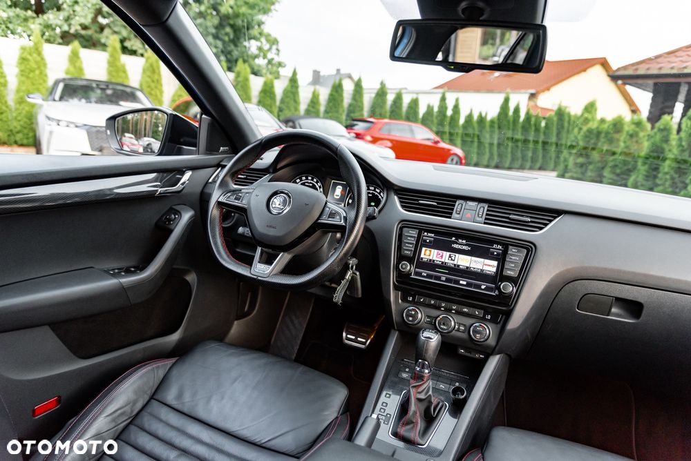 Skoda Octavia 2.0 TDI 4x4 RS DSG - 27