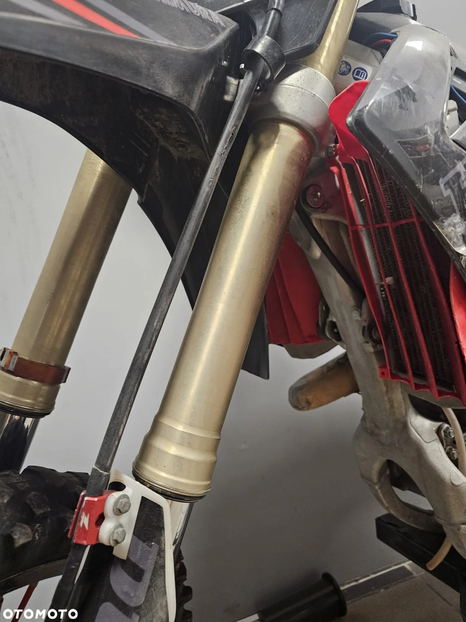 Honda CRF - 12