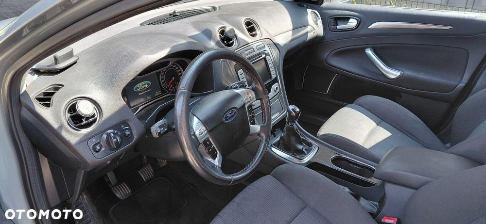 Ford Mondeo - 3