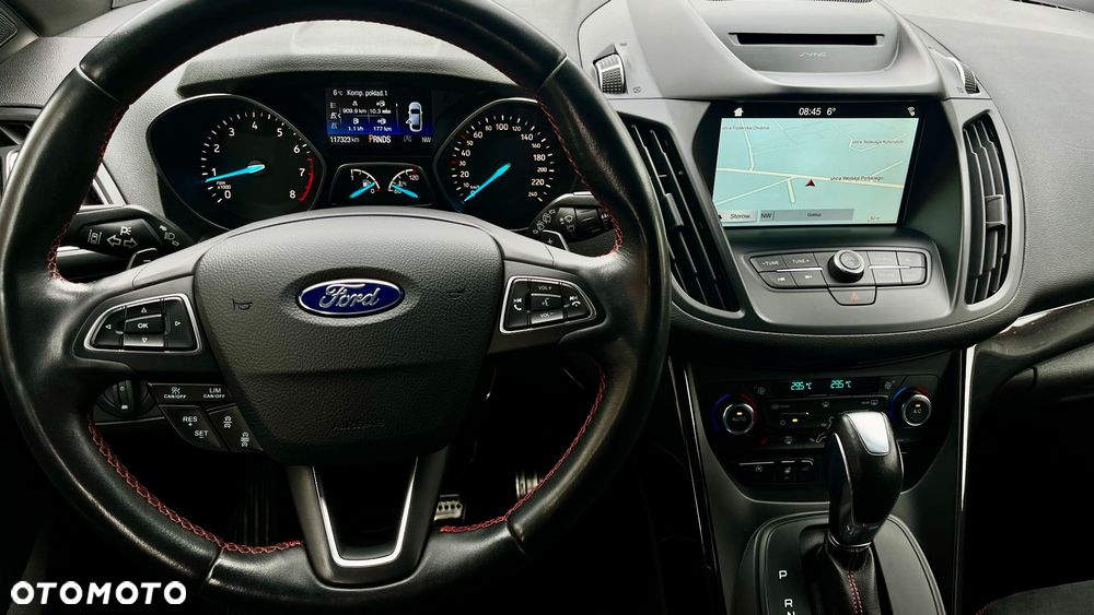 Ford Kuga 1.5 EcoBoost 4x4 ST-Line - 26