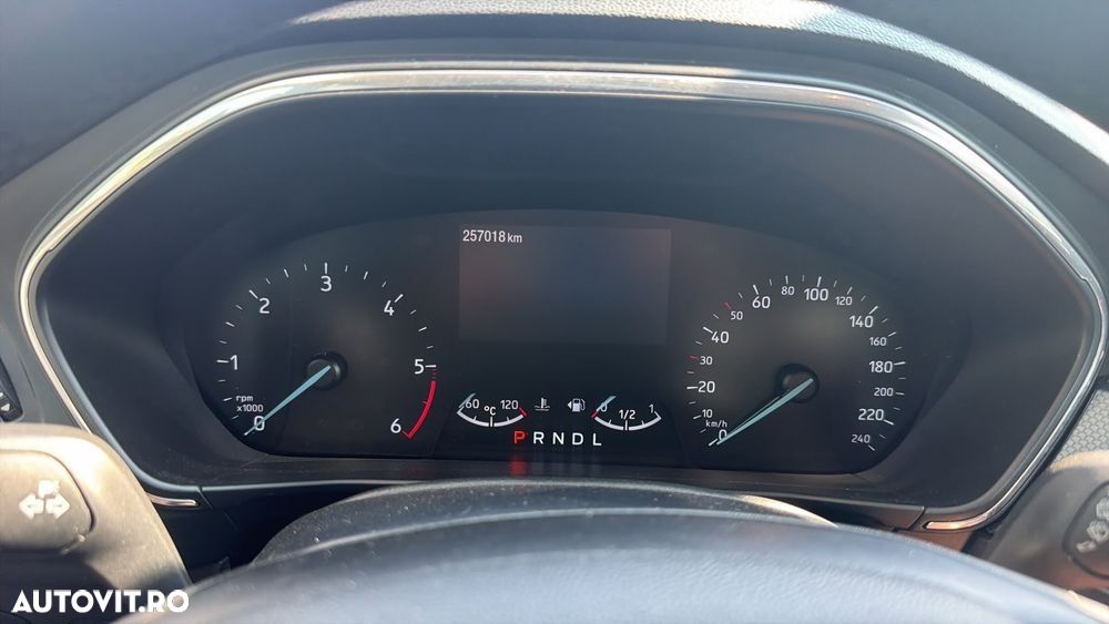 Ford Focus - 10
