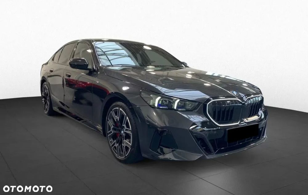 BMW Seria 5 520d xDrive mHEV M Sport - 5