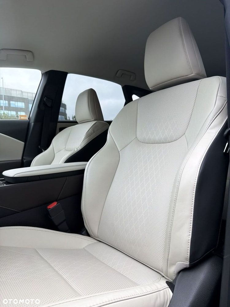 Lexus RX 450h+ Prestige - 12