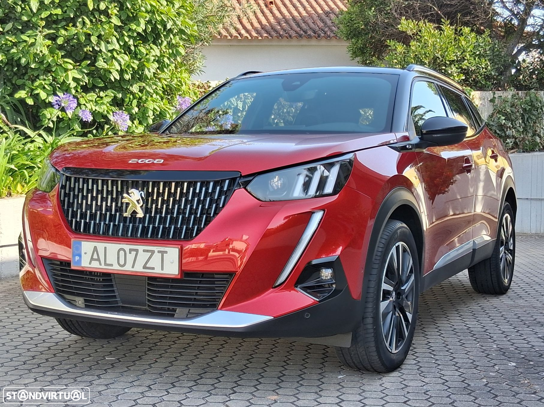 Peugeot 2008 1.2 PureTech GT Line EAT8 - 4