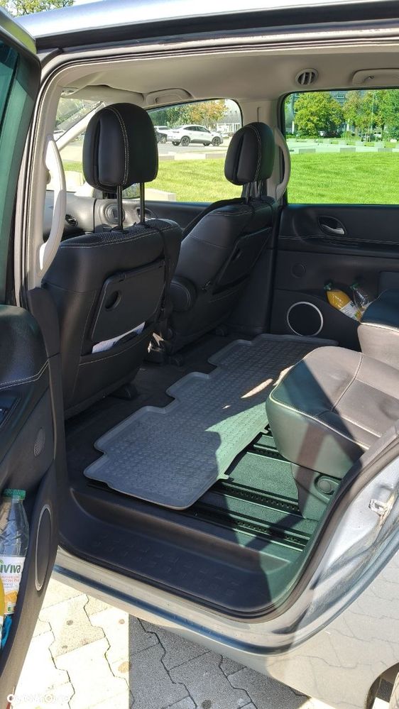 Renault Grand Espace 2.0 dCi 150 FAP Celsium - 19