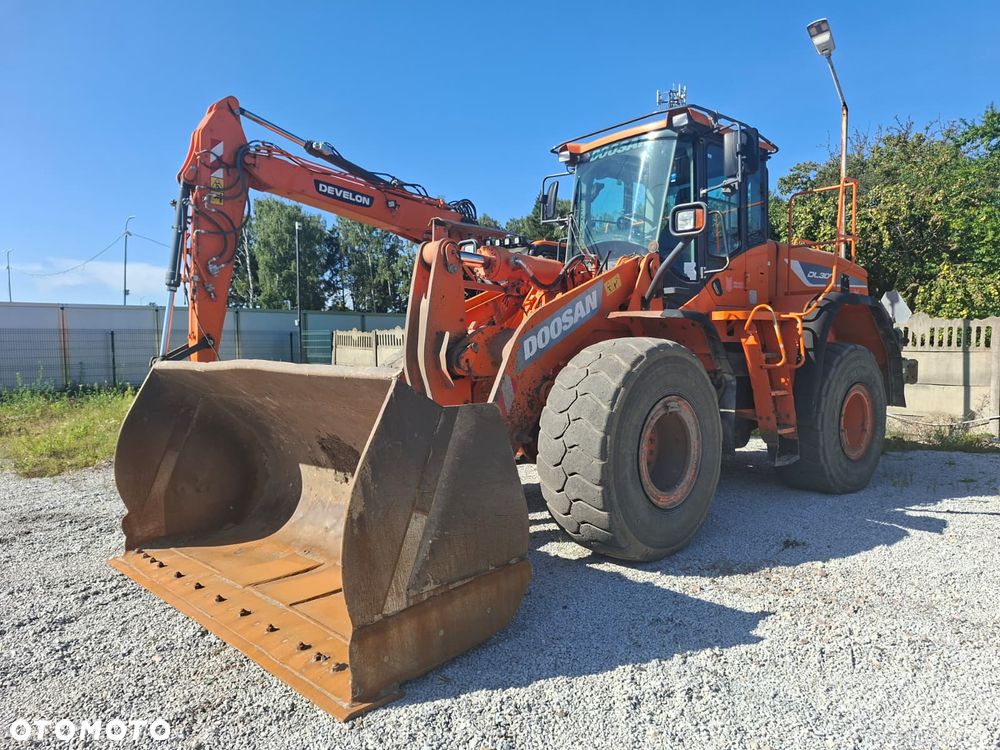 Doosan DL300-5 - 1
