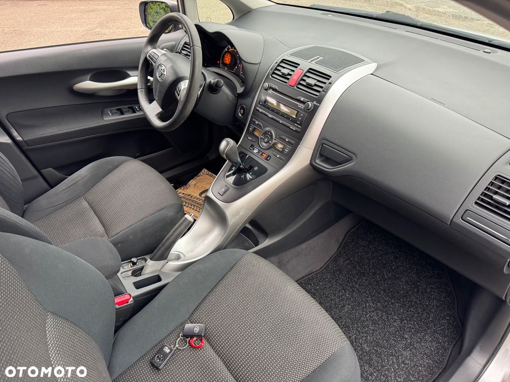 Toyota Auris 1.6 Valvematic Life Plus - 34
