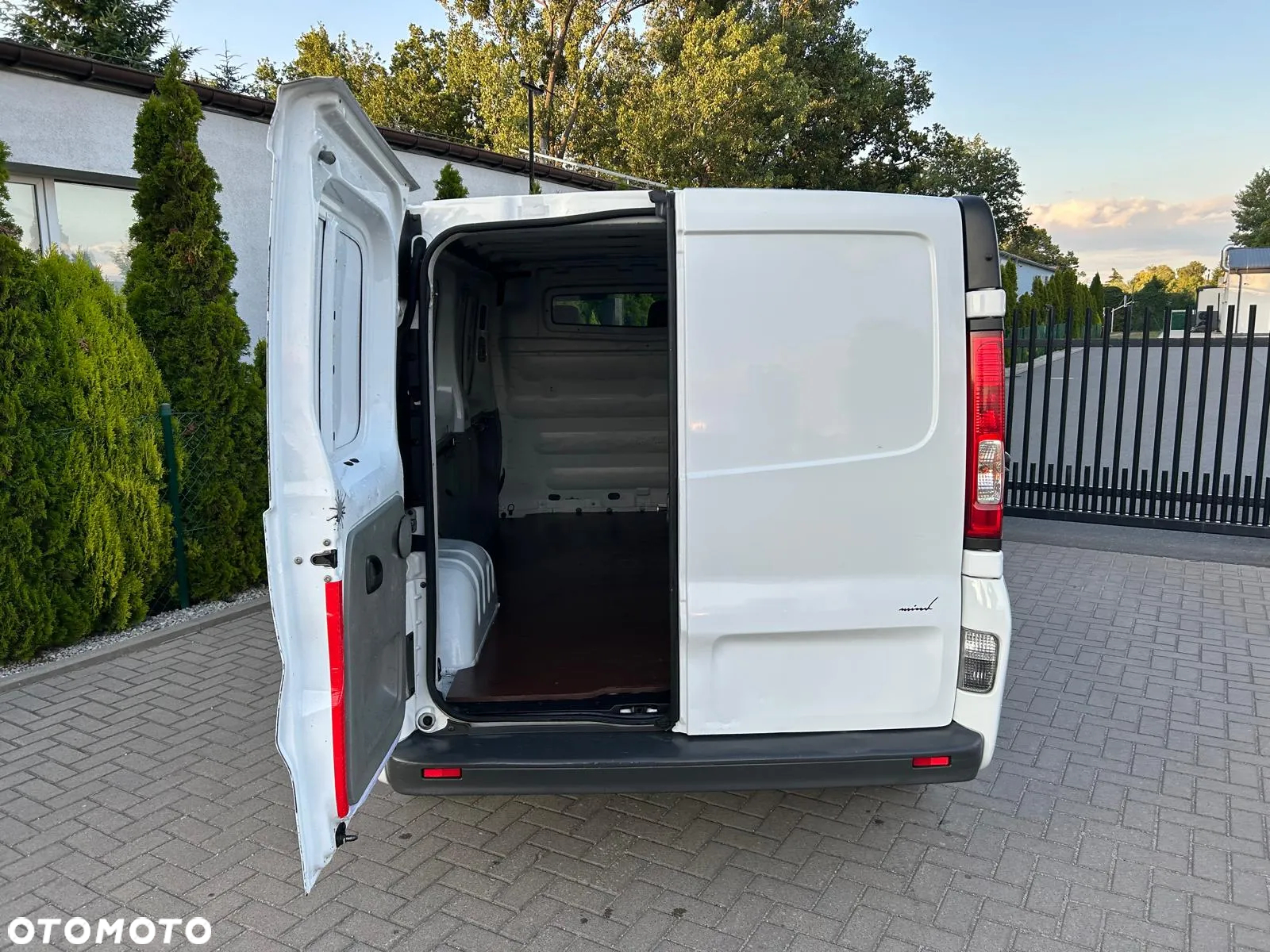 Opel Vivaro 2.0 CDTI L2H1 - 13