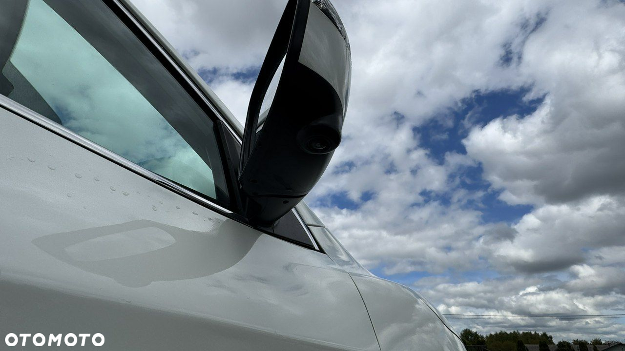Nissan Qashqai 1.5 dCi TEKNA - 30