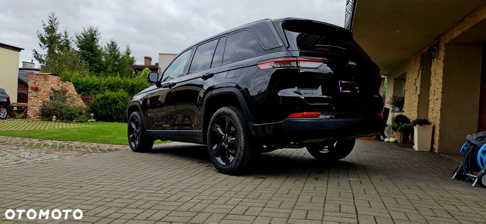Jeep Grand Cherokee - 10