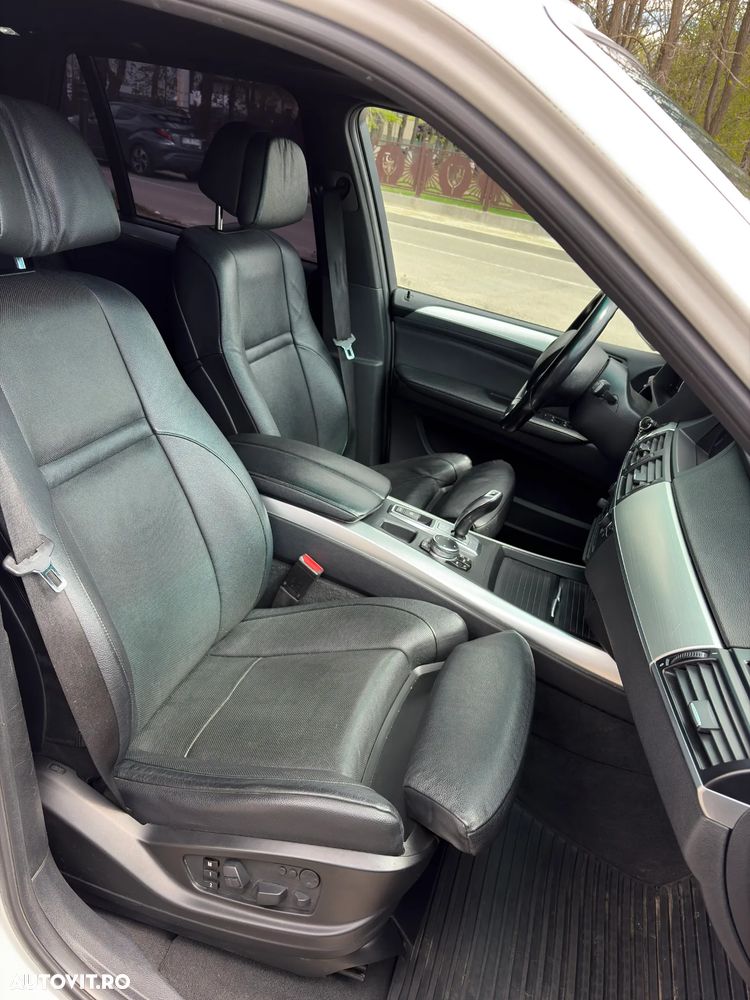 BMW X5 xDrive40d - 14