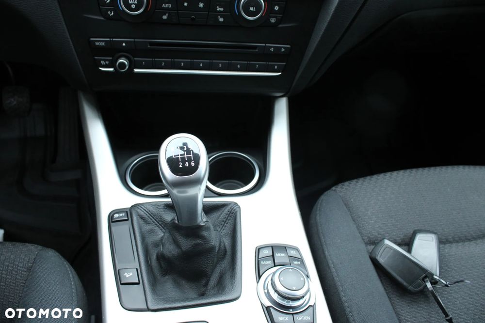 BMW X3 20i xDrive - 25