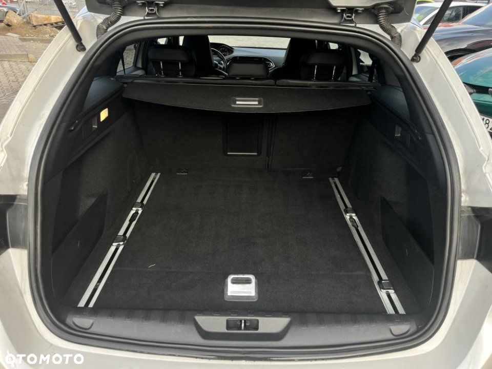 Peugeot 308 - 11
