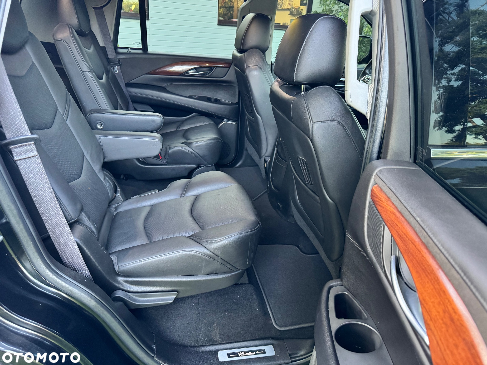 Cadillac Escalade 6.2 V8 AWD AT Premium - 37