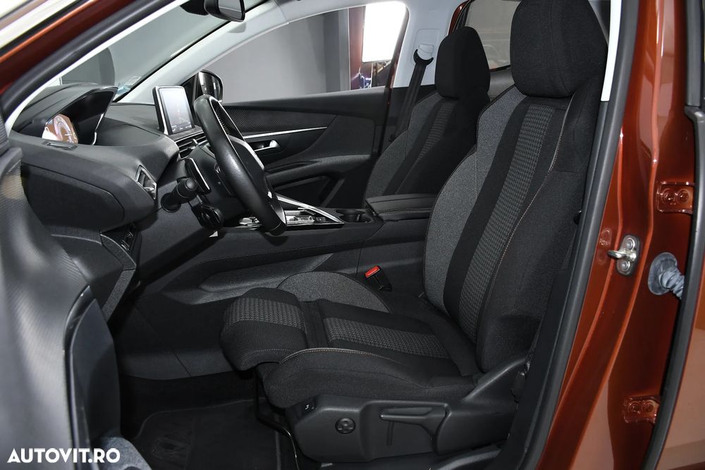 Peugeot 3008 1.2 PureTech 130 EAT8 Allure Pack - 6