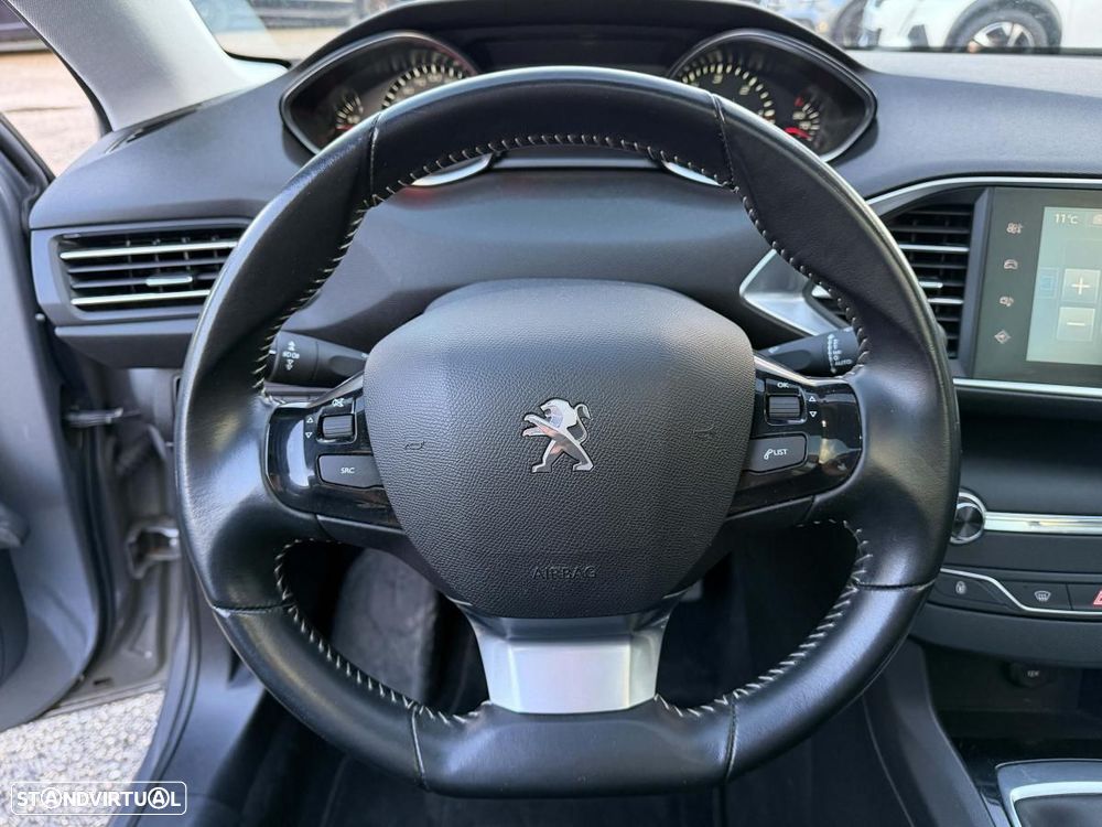 Peugeot 308 1.6 BlueHDi Allure - 29