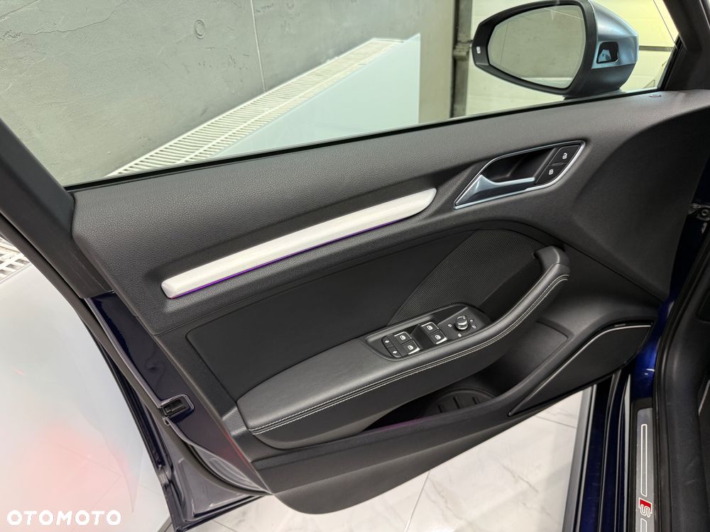Audi S3 Sportback S tronic - 14