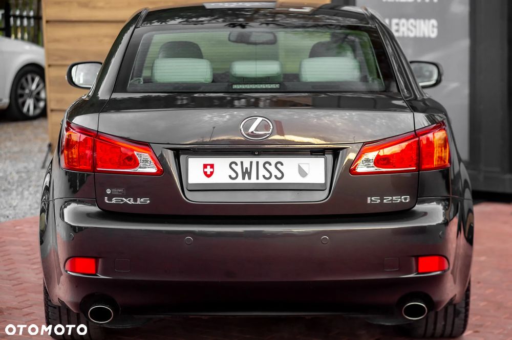 Lexus IS 250 Executive Line - 11