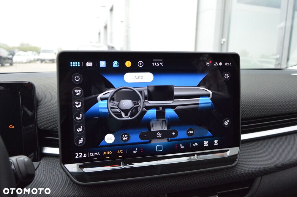 Volkswagen T-Roc 1.5 eTSI Life DSG - 19