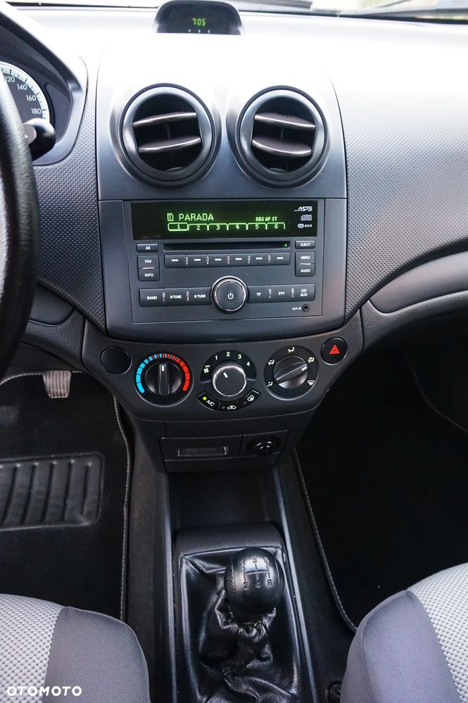 Chevrolet Aveo - 29