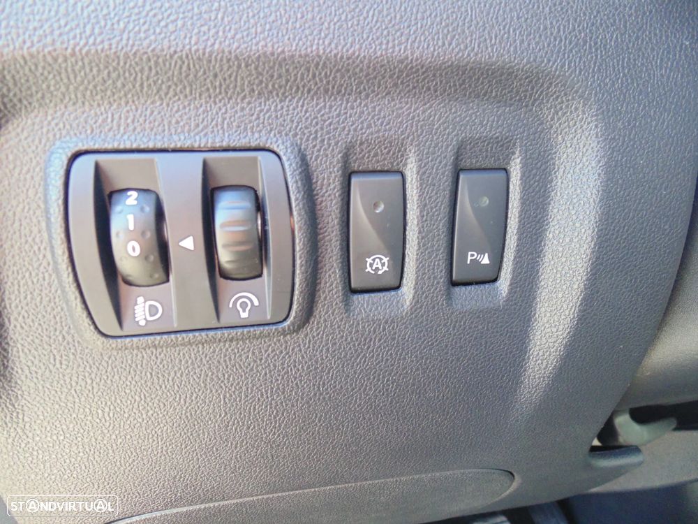 Renault Captur 1.5 dCi Exclusive - 24