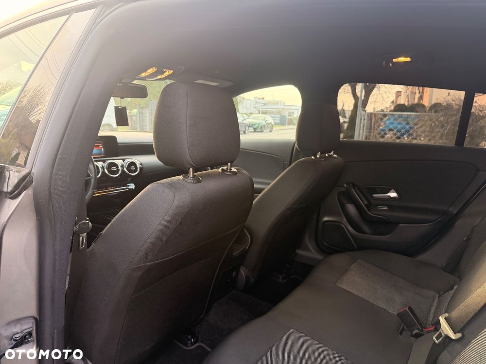 Mercedes-Benz CLA 180 d 8G-DCT Edition 2022 - 11