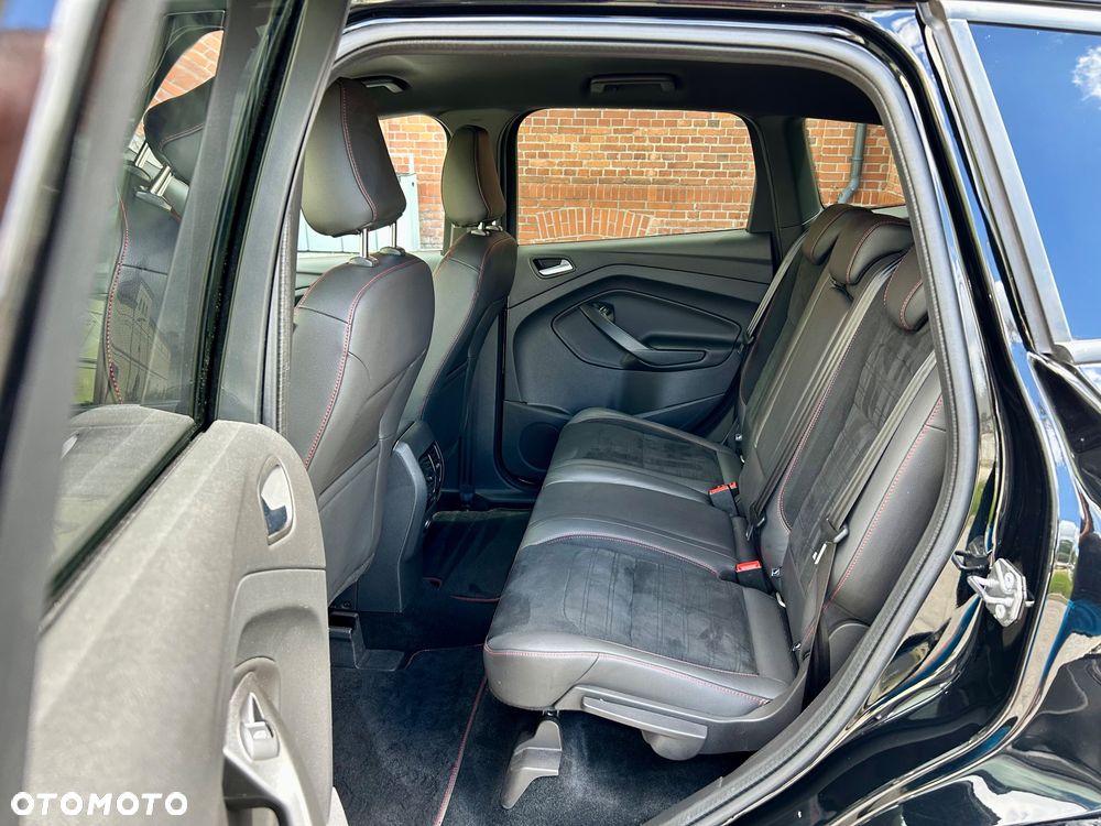 Ford Kuga 1.5 EcoBoost 2x4 Titanium - 21