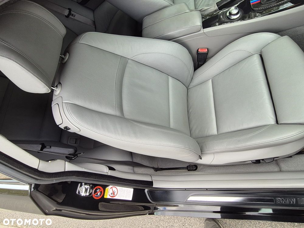 BMW Seria 3 - 30