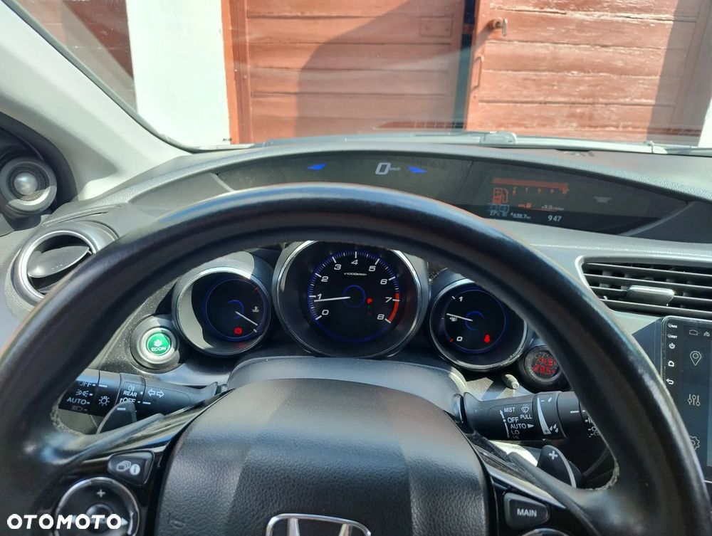 Honda Civic 1.8 Lifestyle (ADAS / Connect+) - 19