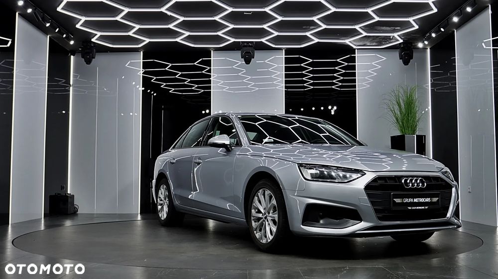Audi A4 Limousine 35 TFSI Sport S tronic - 15