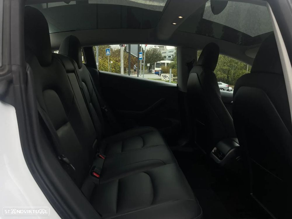 Tesla Model 3 Standard Range Plus RWD - 44