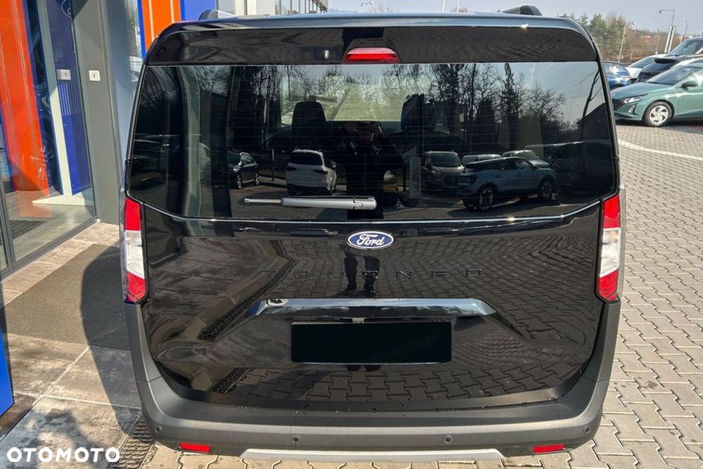 Ford Tourneo Courier - 5