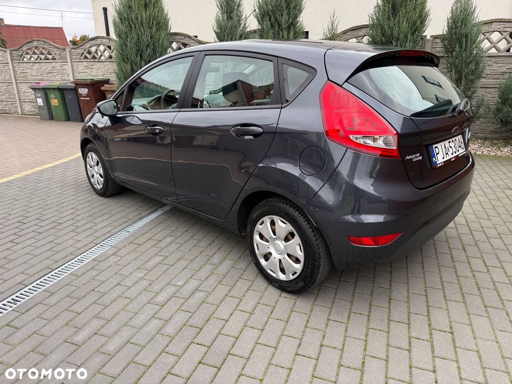 Ford Fiesta - 6