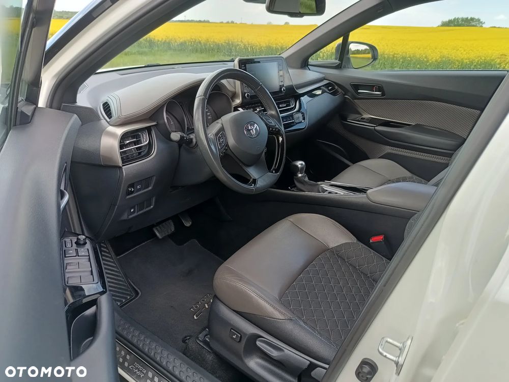 Toyota C-HR - 10