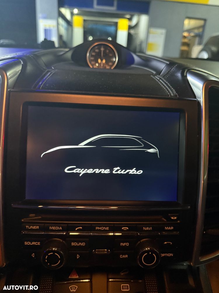 Porsche Cayenne - 6