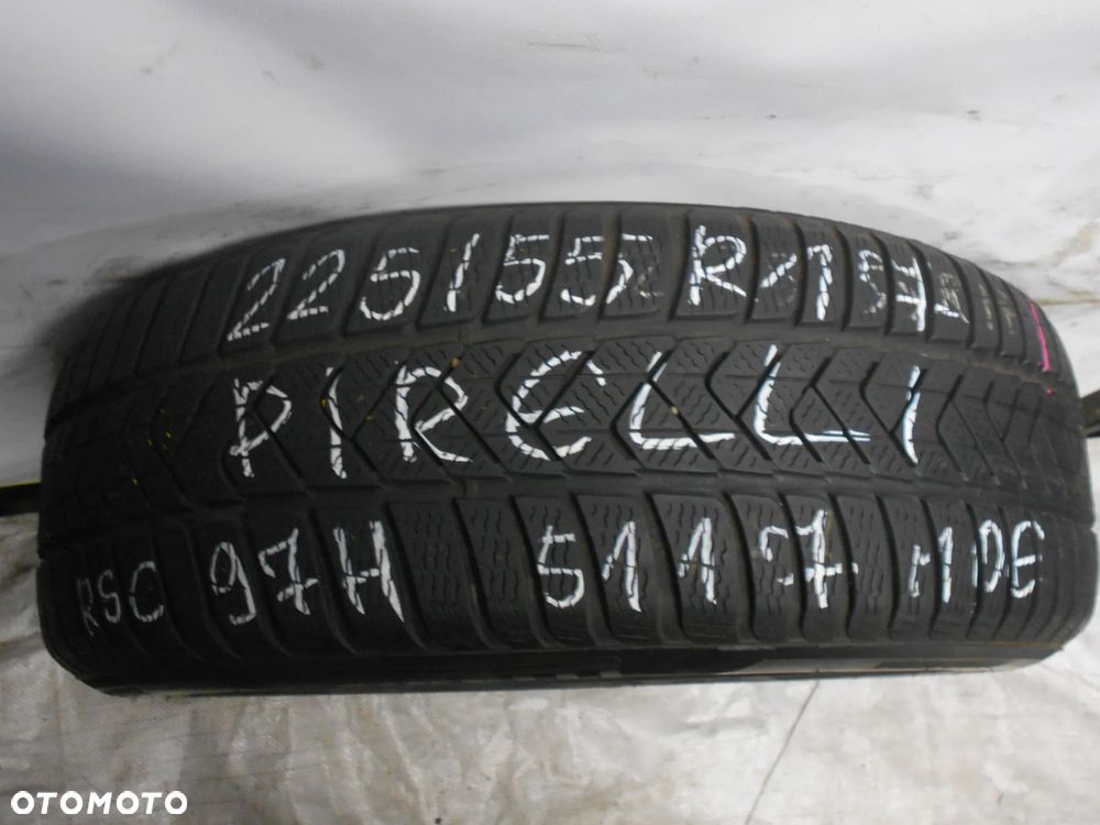 OPONA POJEDYNKA 225/55R17 PIRELLI SOTTOZERO 3 WINTER RSC MOE DOT 5117 7.2MM - 1