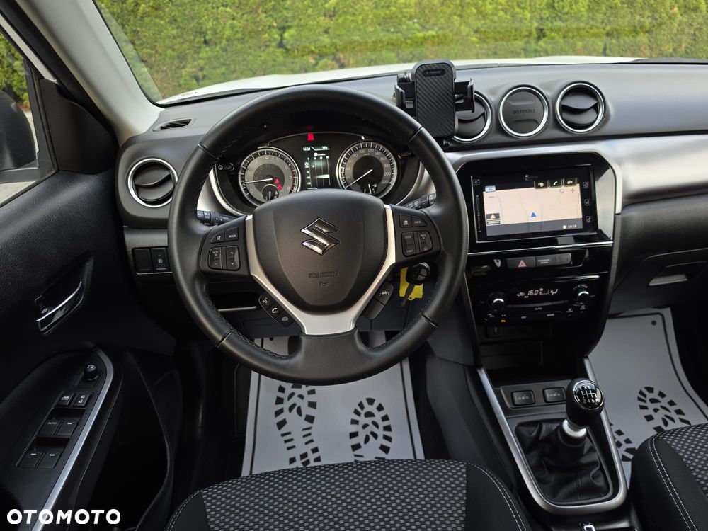 Suzuki Vitara 1.4 Boosterjet SHVS Premium 2WD - 12