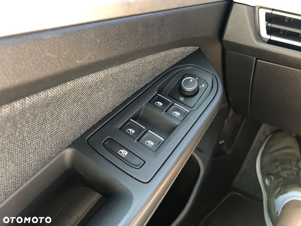 Volkswagen Golf 1.5 TSI EVO Life - 18