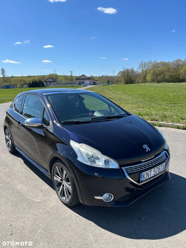 Peugeot 208 - 2