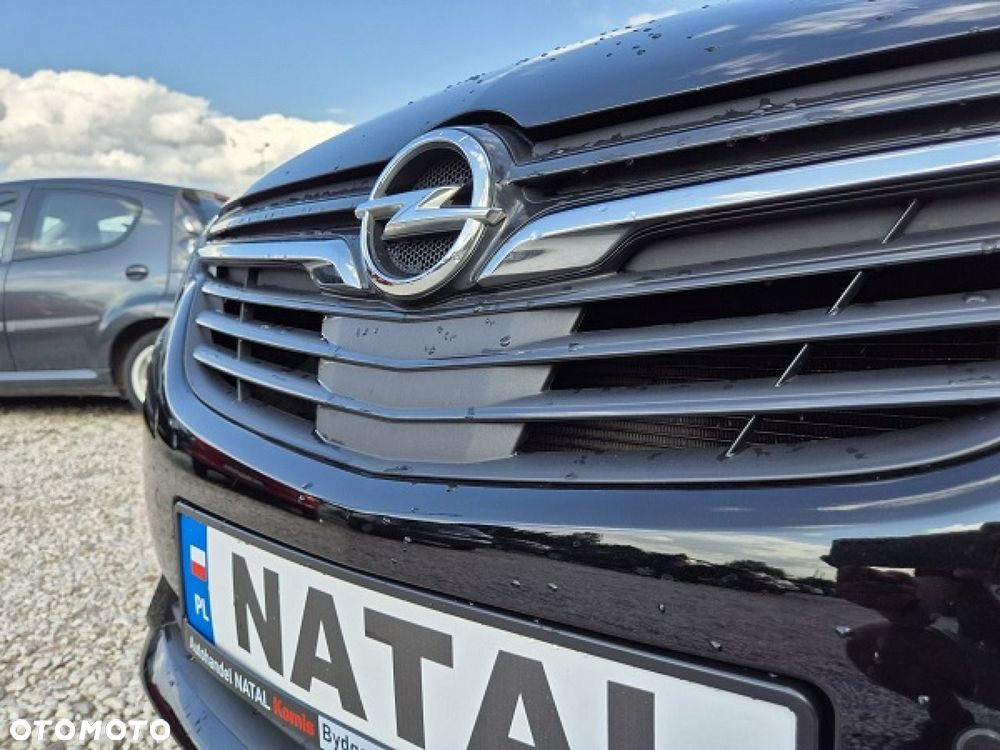 Opel Zafira - 9