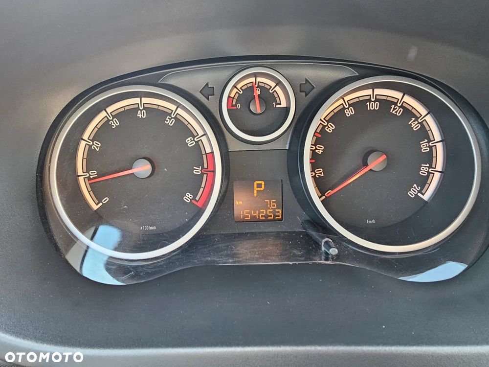 Opel Corsa 1.4 16V Automatik 150 Jahre - 27