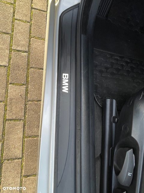 BMW Seria 3 318i - 6