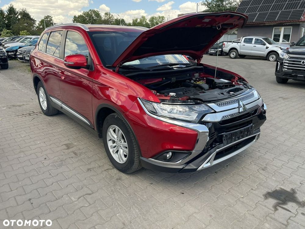 Mitsubishi Outlander 2.0 City Style 2WD - 2