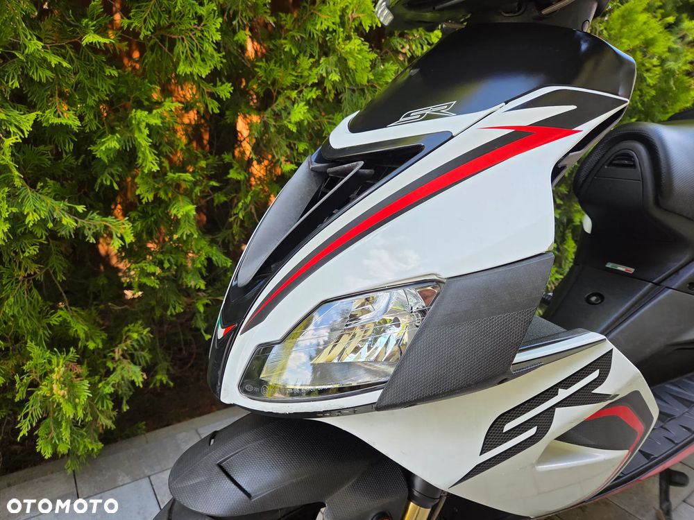 Aprilia SR - 10