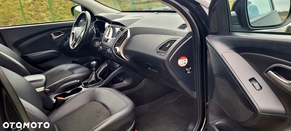 Hyundai ix35 1.7 CRDi 2WD blue Style - 34