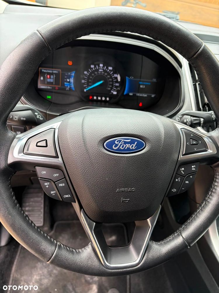 Ford Edge - 20