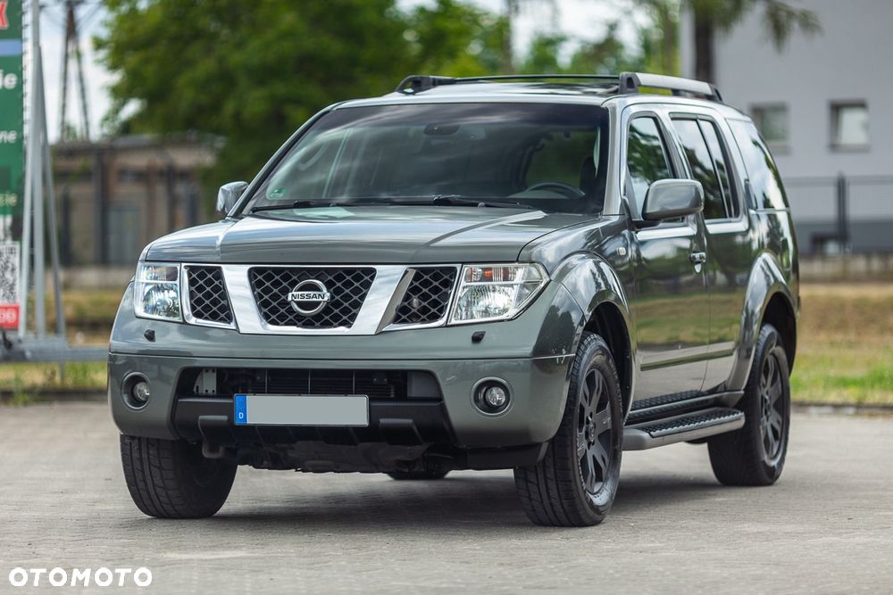 Nissan Pathfinder 2.5 D Platinum - 8