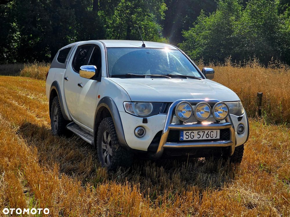 Mitsubishi L200 2.5 DID DC Intense + - 2