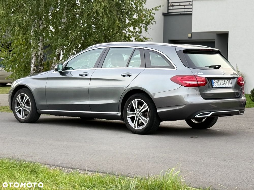 Mercedes-Benz Klasa C 180 9G-TRONIC - 4